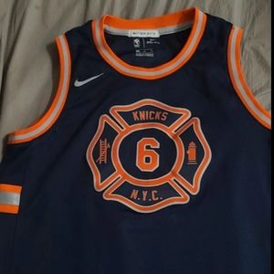 NWT Nike New York Knicks #6 Kristaps Por